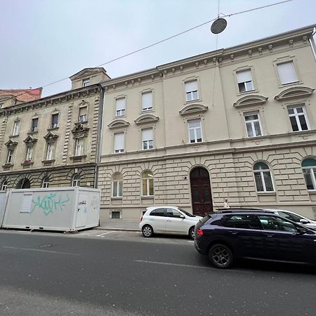 Cozy Loft Apartment In Zagreb Center מראה חיצוני תמונה